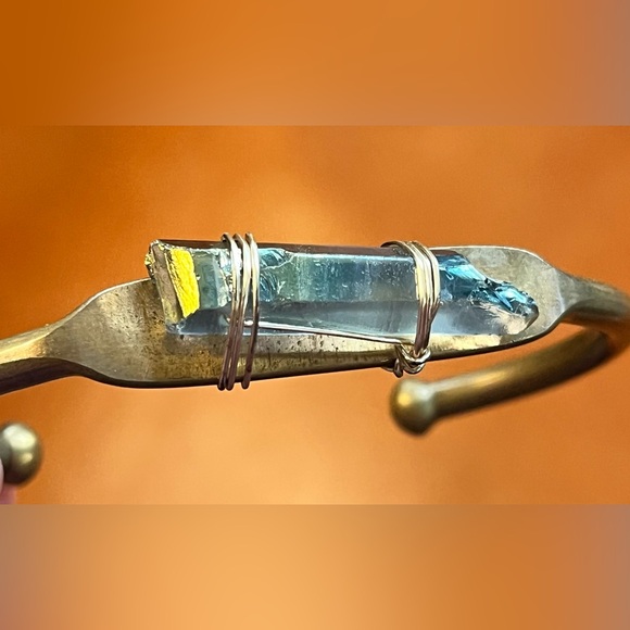Handmade Jewelry - Handmade brass raw quartz crystal bracelet